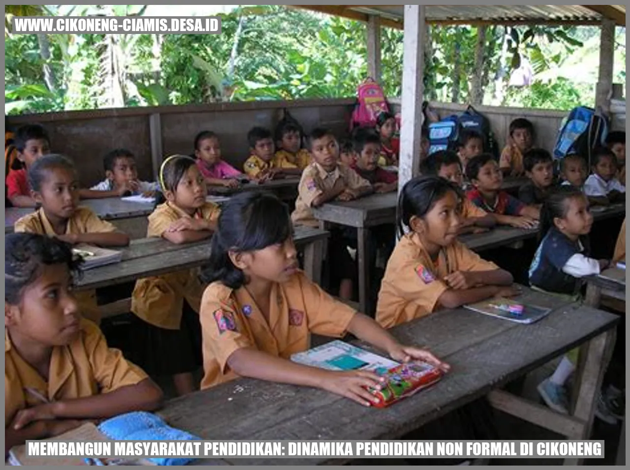 Membangun Masyarakat Pendidikan: Dinamika Pendidikan Non Formal di Cikoneng